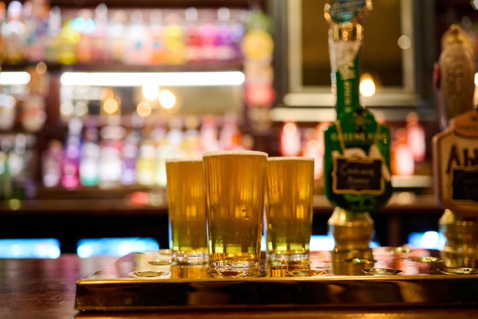 London: Historic Pubs, British Ales & Classic Dishes - Ye Olde Cheshire Cheese: cider and sausage roll in a St Paul’s Cathedral–linked setting