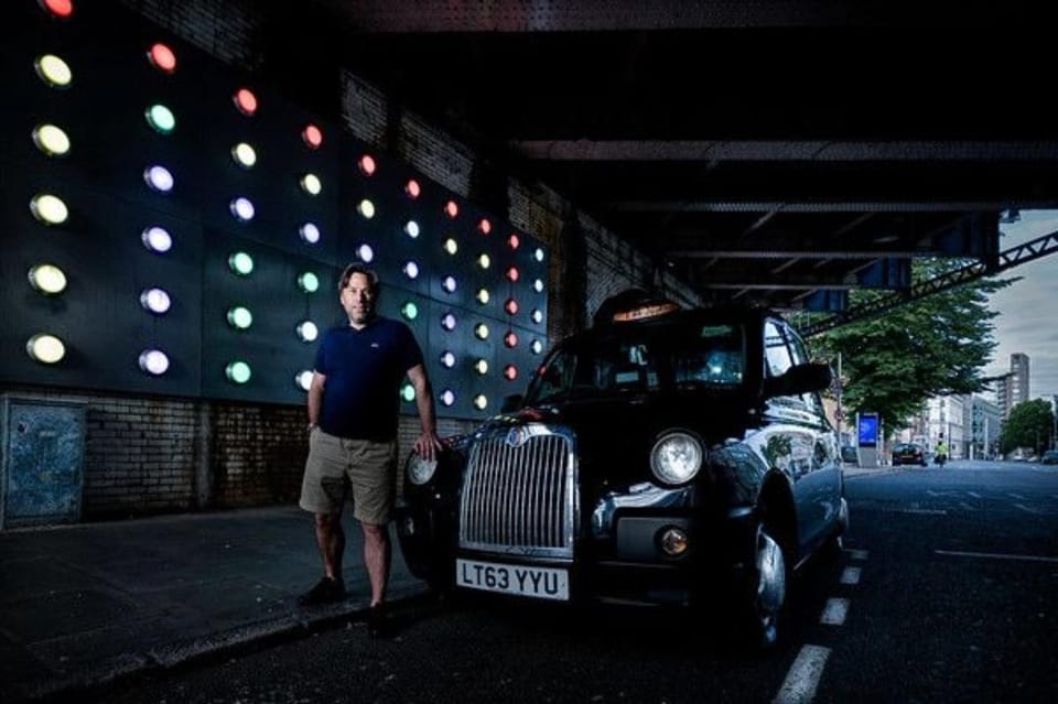 London: Instagram Photos Black Cab Tour with Hotel Pick Up - Practical Tips to Get More Than a Decent Set of Photos