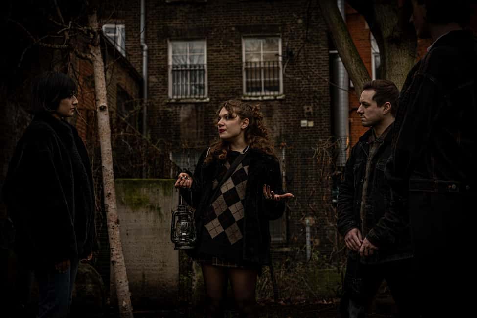 London: Jack the Ripper Interactive Tour in Whitechapel - A Victim-First Whitechapel Detective Walk (2 Hours)