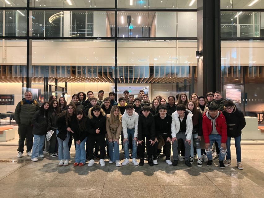 London: Jack the Ripper tour in Spanish (RLA Winner) - Duration and walking level: a focused 2-hour route
