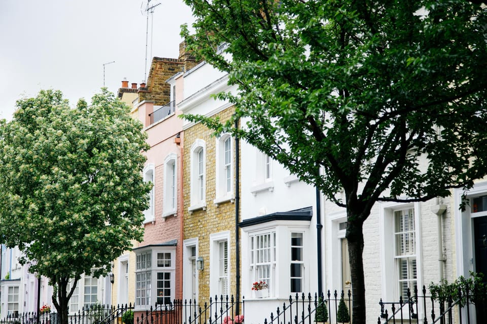 London: Kensington and Chelsea Guided Walking Tour - Royal Albert Hall, Albert Memorial, and Kensington Gardens: where the pace slows
