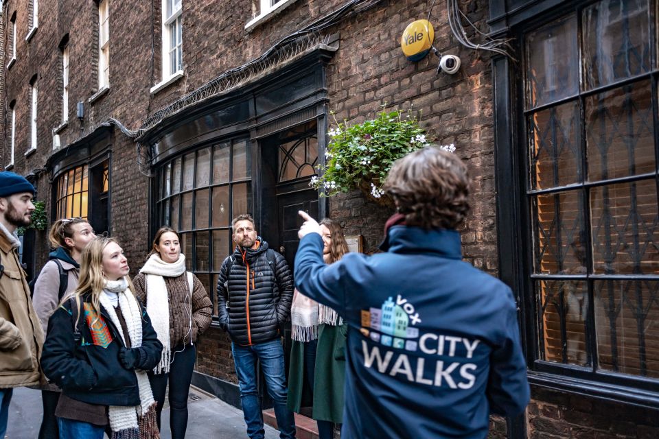 London: Landmarks Walking Tour & Harry Potter Walking Tour - Wizard Walk: House of Spells, Cecil Court, and the streets behind the magic