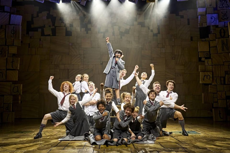 London: Matilda the Musical & 2-Course Pre-Show Meal - The quick walk to Cambridge Theatre and how to stay on track