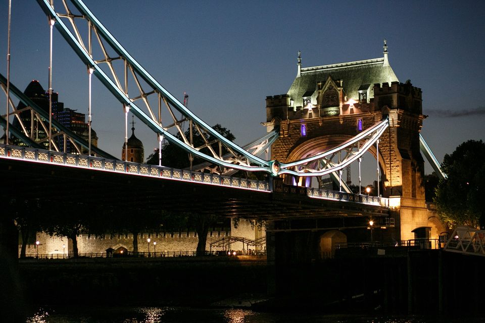 London: Murder Mystery Cruise With 3-Course Dinner - How the Murder Mystery Actually Works on Board