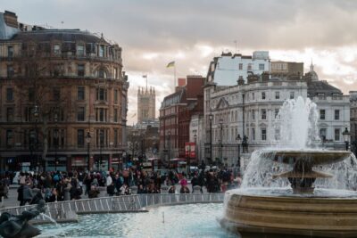 London Must-See 3 Hours Walking Tour - Starting at Piccadilly Circus: the meeting point to actually find