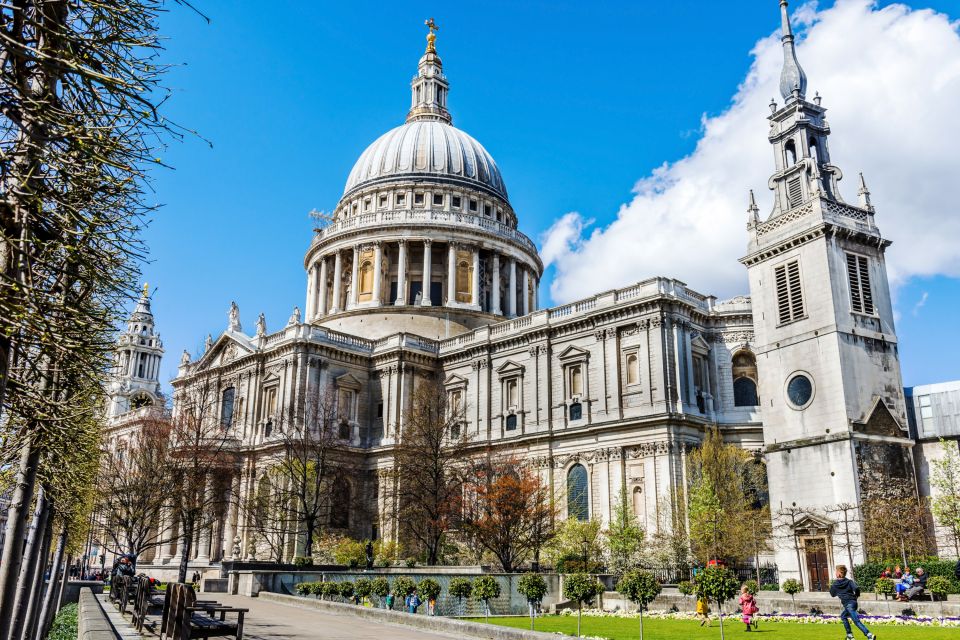 London: Private City Kickstart Walking Tour - Starting at The Shard: a great way to orient yourself