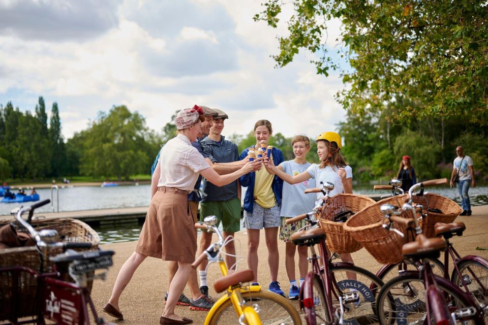 London: Private Family Guided Bike Tour with Childseats - Should you book it?