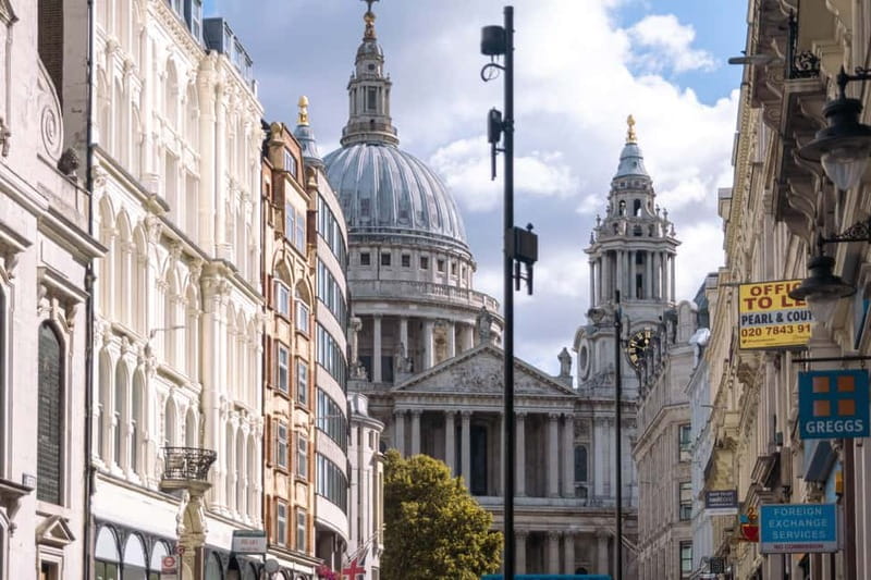 London: Private & Personalized Tour with a Local Insider - Finding the London You Can’t Copy From a Guidebook