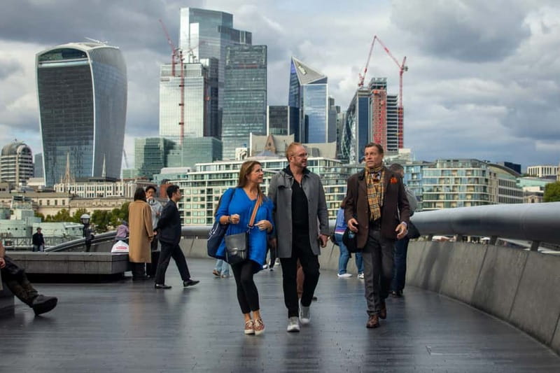 London: Private & Personalized Tour with a Local Insider - Walking Tour Format: Pace, Distance, and When You Might Add Transport