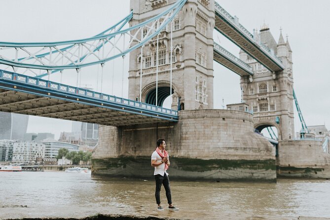 London - Private Photoshoot with a Top-Rated Local Photographer - Why this London photoshoot beats selfies (and boring portraits)
