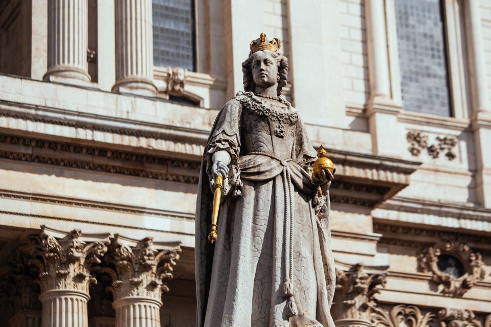 London: Private Tour with Locals – Highlights & Hidden Gems - Price and value: $149 for a private 3-hour slice of London