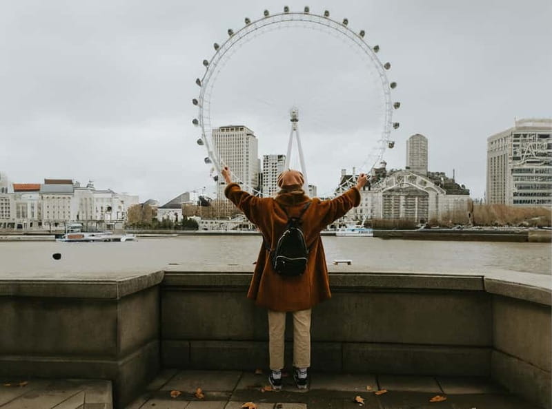 London: Private travel vacation photoshoot -Romantic Special - Key Highlights You’ll Feel Right Away
