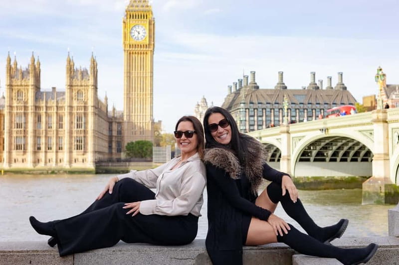 London: Private travel vacation photoshoot -Romantic Special - Big Ben Photo Stop: Framing the Icon Without the Chaos