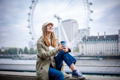 London: Private travel vacation photoshoot -Romantic Special - Meeting at Boadicea and Her Daughters by Westminster Bridge