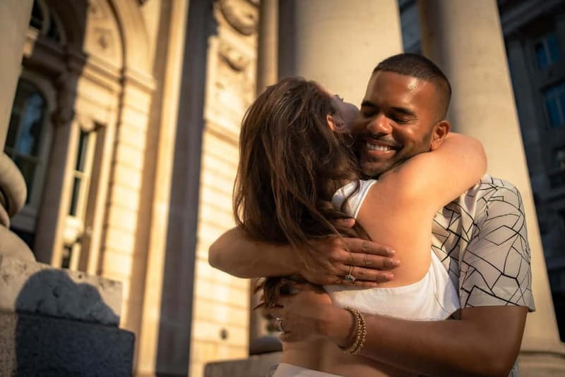 London: Private travel vacation photoshoot -Romantic Special - Should You Book This Romantic Special Photoshoot in London?