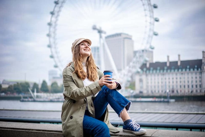 London: Private travel vacation photoshoot -Romantic Special - Meeting at Boadicea and Her Daughters by Westminster Bridge