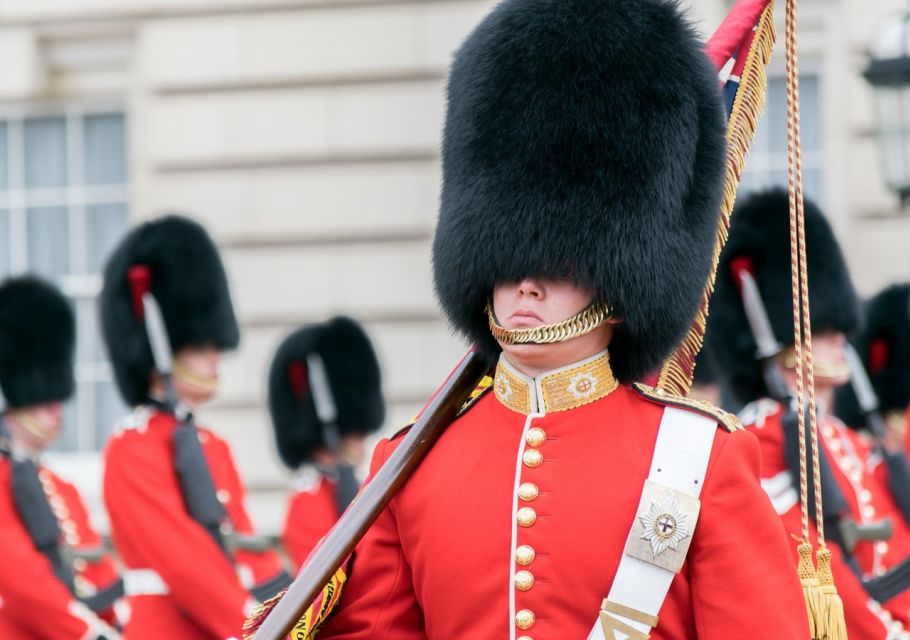 London: Private Walking Tour in Spanish - Westminster landmarks without the bus crowds