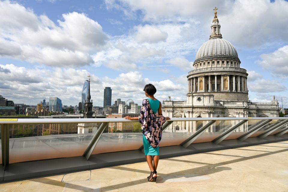 London: Professional Private Photoshoot and Edited Photos - Who This Photoshoot Is Best For (and Who Might Skip It)