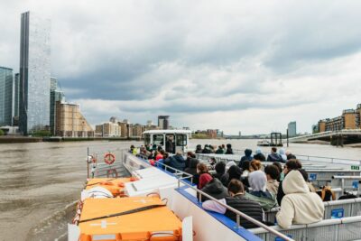 London: River Thames Hop-On Hop-Off Sightseeing Cruise - Boarding at Westminster Pier (and the other starting points) without stress