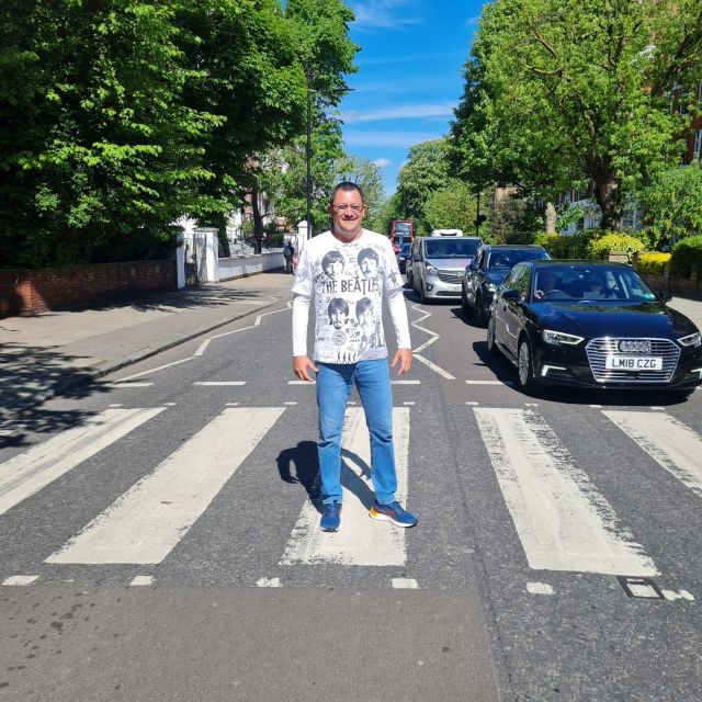 London: Rock N Roll Beatles Private Black Cab Tour - London Palladium: When Beatles Fever Hits a Big Stage