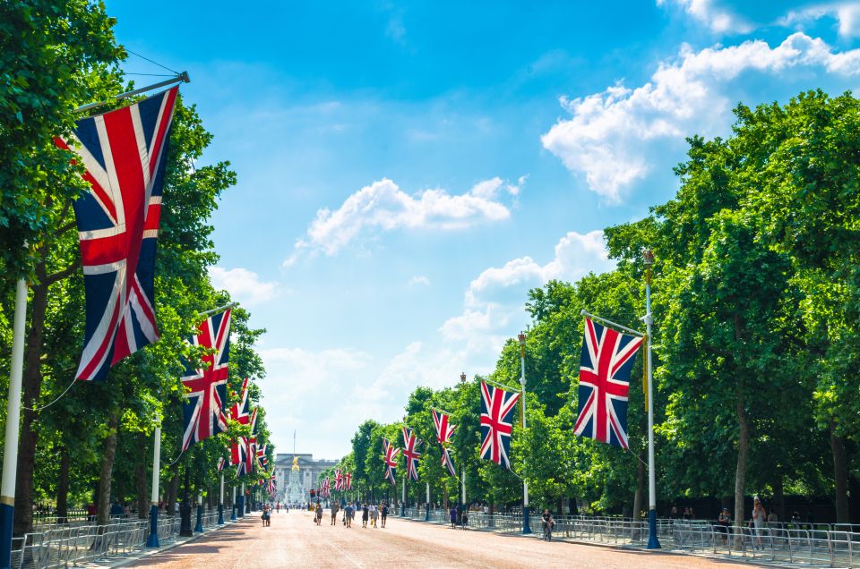 London: Royal London Tour - Coach comfort, group pace, and practical timing