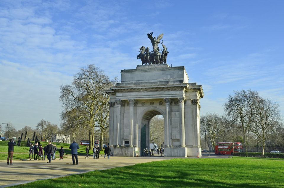 London Royal Tour - Buckingham Palace Entry - 12 guests 2,5h - FAQ