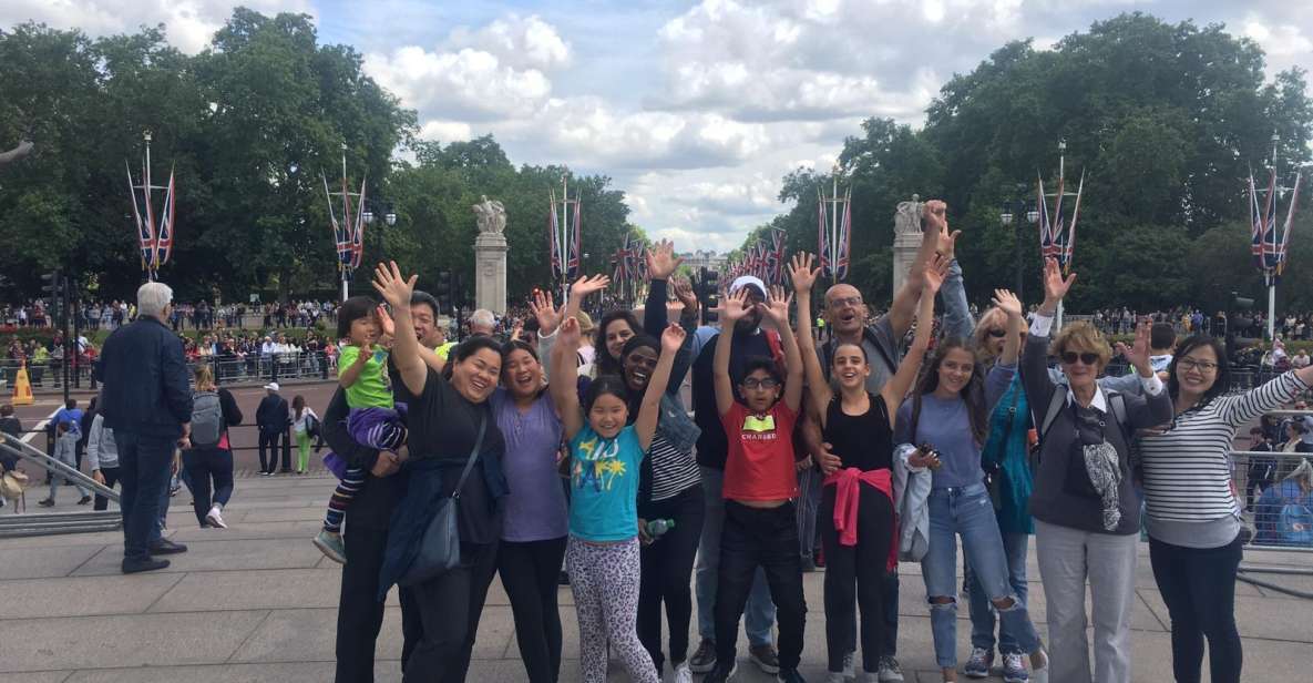 London: See 40+ London Sights – Fun Local Guide - A Tube breather and the Southbank/Centre stop