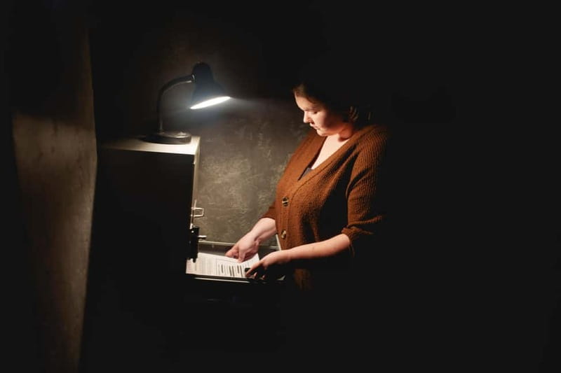 London: Sherlock Escape Rooms - Puzzles, clues, and the Stamford-style nudges