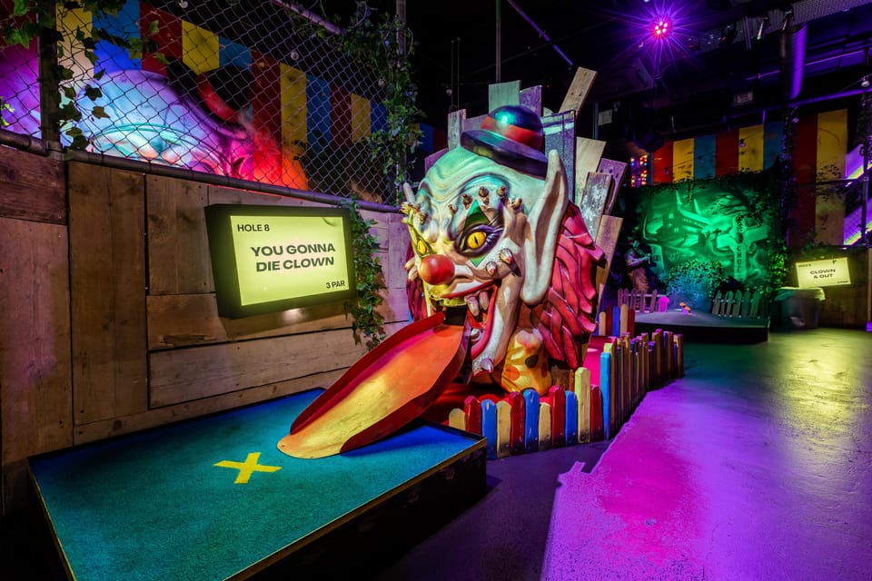 London: Shoreditch Junkyard Golf Tickets for 9 or 18 Holes - Timing, ID rules, and age limits that can affect your plan