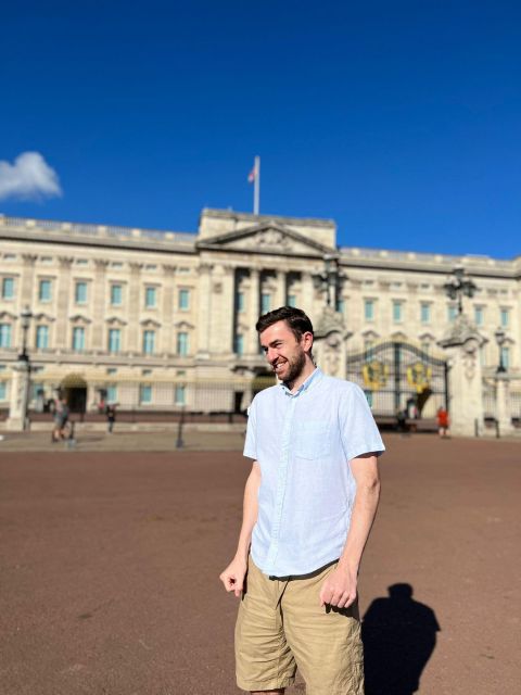 London: Sightseeing Tour - in clear, slow English - 10 Downing Street and the power-watching mini-stop