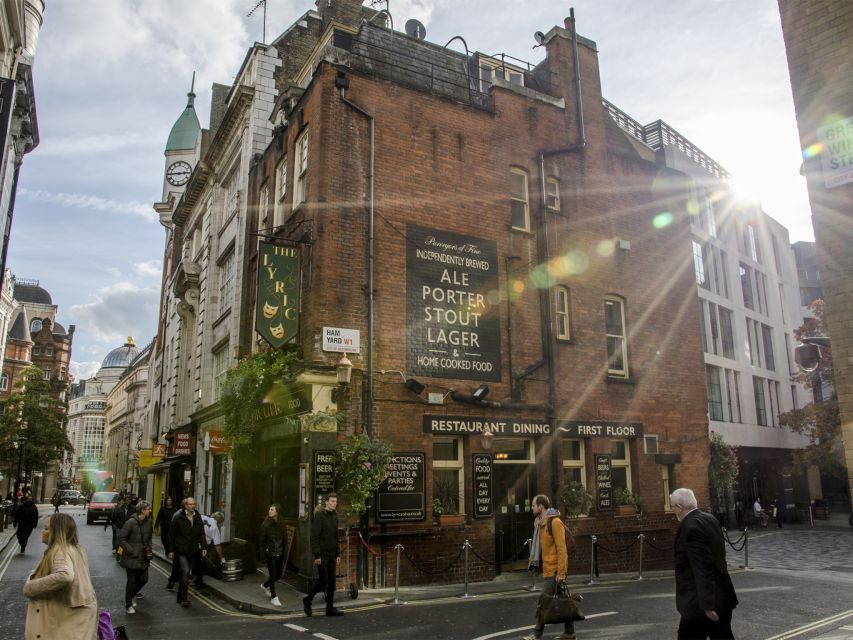 London Soho District - Guided Walking Tour 12 guests 2,5h - Greek Street to Karl Marx: ideas you can picture on foot