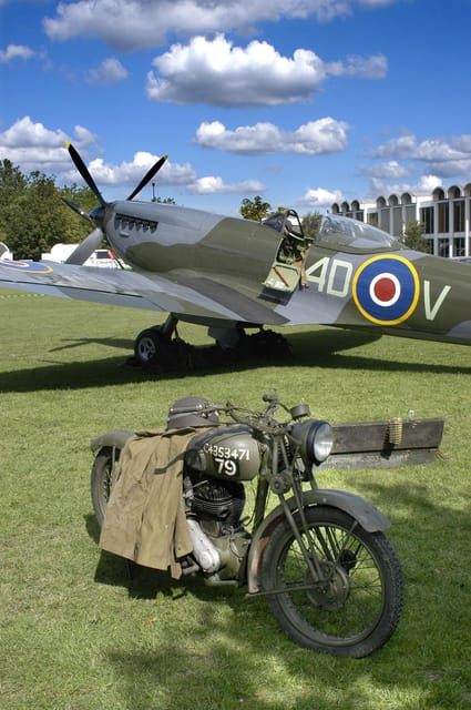 London: Spitfire Cockpit Experience - The 15-minute flow: what your guide covers in the cockpit