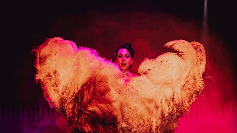 London: The Saturday Supershow Cabaret at Phoenix Arts Club - Price and Value: Is $39.74 a Good Deal?