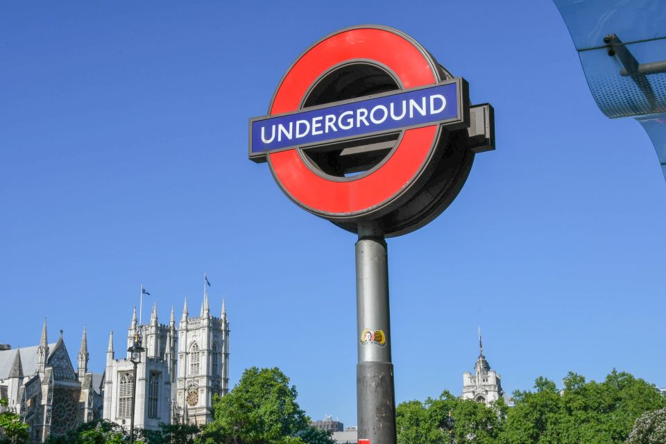 London: Top 30 Sights Walking Tour & St Pauls Cathedral - Guide style and group energy: what makes the best days work