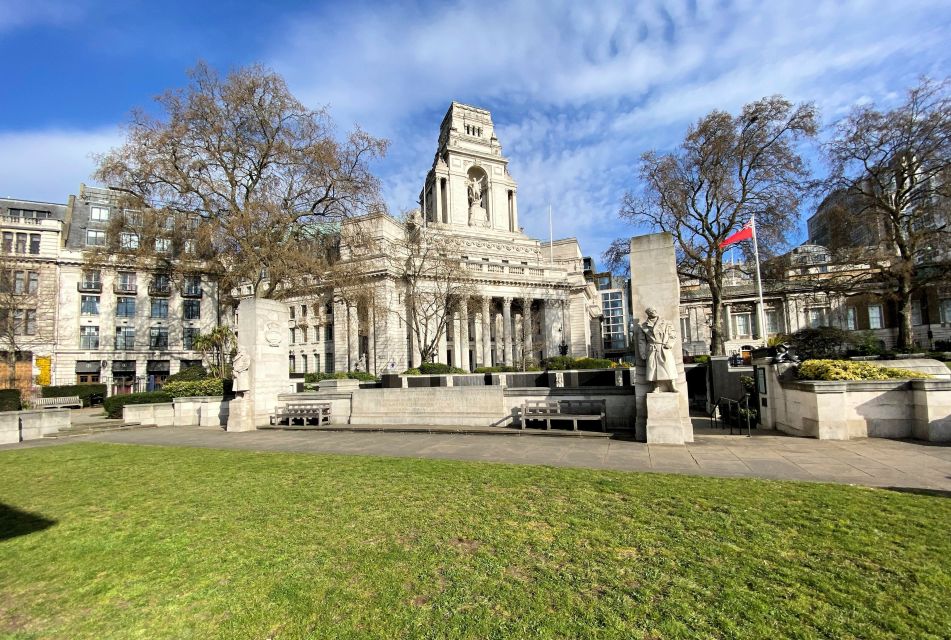 London: Tower of London Guided Tour with Crown Jewels Option - Should you book this Tower of London with Crown Jewels tour?
