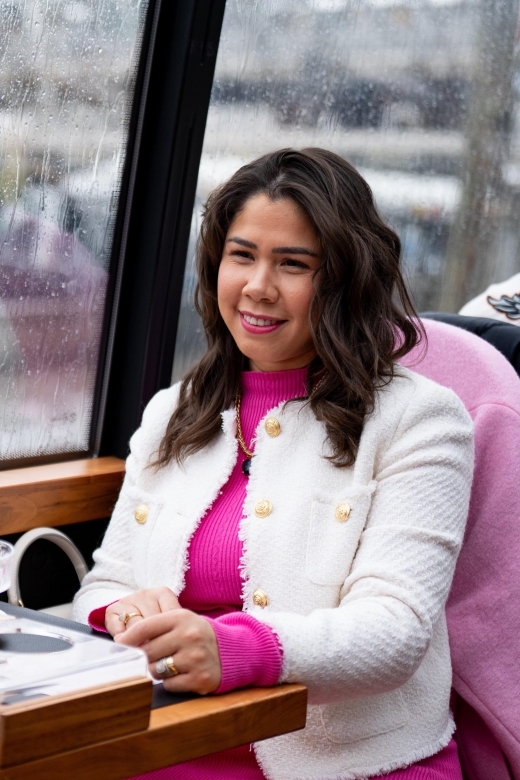 London: Traditional Afternoon Tea Tour in a Luxury Coach - Key highlights to look for
