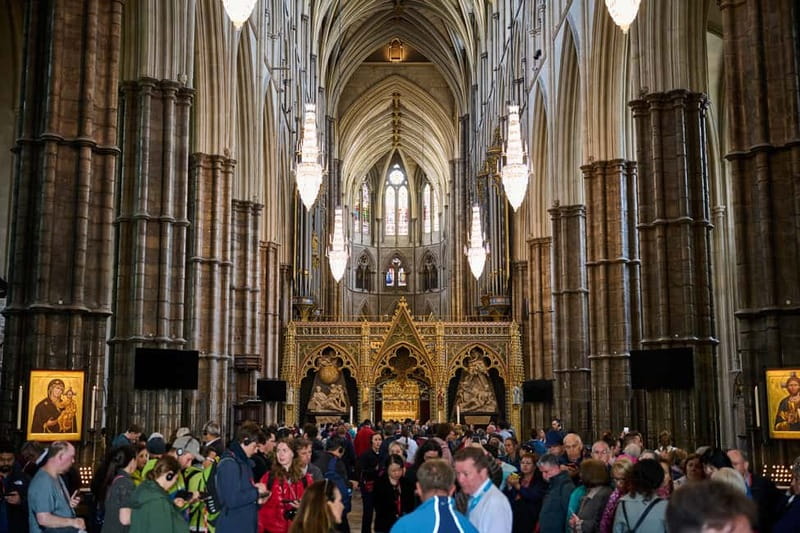 London: Ultimate One-Day Tour with Tower, Abbey & Cruise - Thames river cruise: the best mid-day reset in London