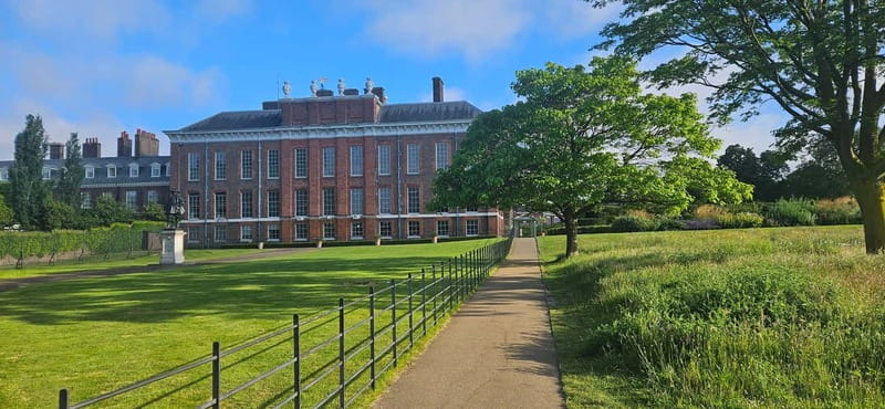 London: VIP Kensington Palace Gardens Tour & Royal High Tea - Price and value: what $154.90 buys you, and when the upgrade is worth it