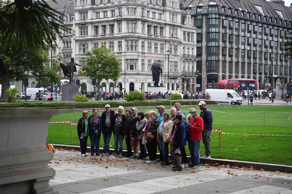 London: Westminster Abbey, Big Ben, Buckingham Palace Tour - Price and Value: Is $110.45 Worth It?