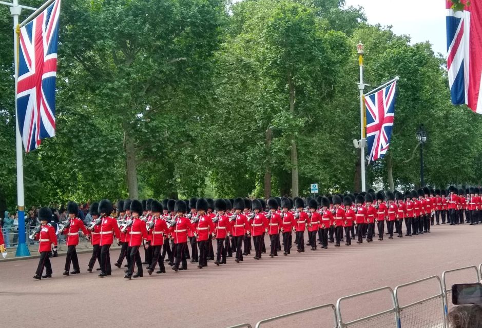 London: Westminster Abbey & Churchill War Rooms Walking Tour - Quick takeaways before you go