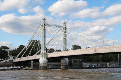 London: Westminster to Kew River Thames Cruise - Boarding and the onboard vibe on a Thames passenger boat