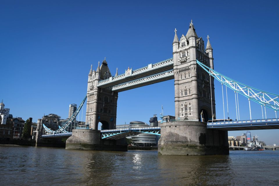 London: Westminster Tour, Tower of London & Tower Bridge - Should you book this Westminster, Tower of London, and Tower Bridge tour?