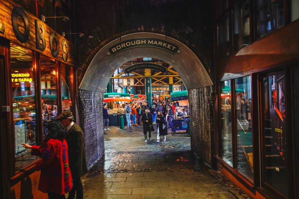 London: Westminster Walking Tour and Kensington Palace Visit - Kensington Palace Entry: Your 2-Hour Royal Reset
