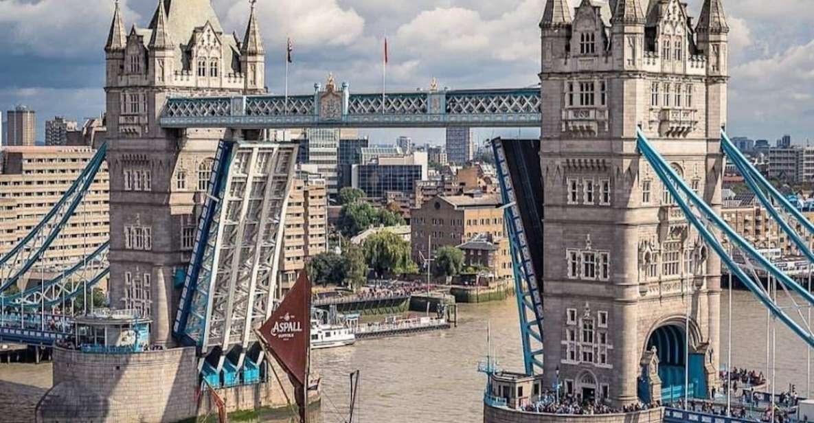 London: Westminster Walking Tour & Visit Tower Bridge - The Changing of the Guard Option: How to Actually Plan for It