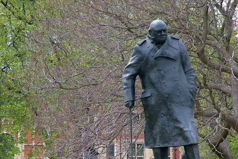London: Winston Churchill Walking Tour with War Rooms Ticket - The Allied leaders moments: Roosevelt, posing, and the “War Room mindset”