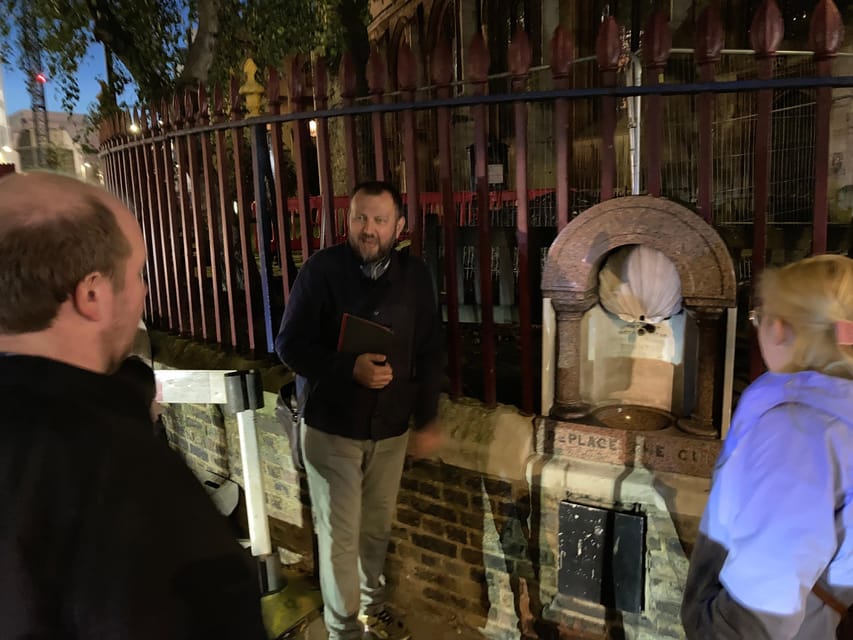 London's Ghosts & Gruesome Past Nighttime Walking Tour - Smithfield Market and the machinery of public punishment