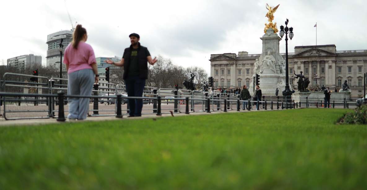 Majesty in Motion: Exploring Westminster's Royal Legacy - Trafalgar Square and Nelson’s Column: setting the tone without overthinking it
