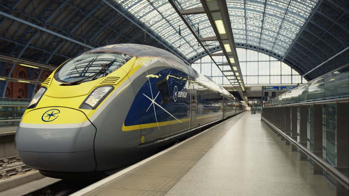 Paris Day Trip with Eurostar and Hop-On Hop-Off Bus - The hop-on hop-off bus: your landmark coverage plan