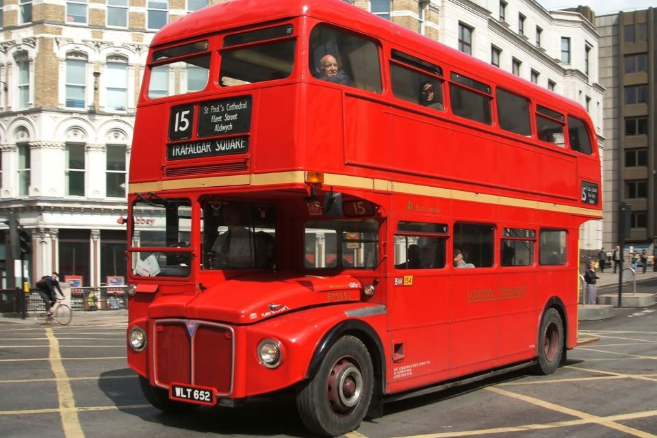 Private Full Day Tour – Fast Track Tower of London and Lunch - Key points at a glance
