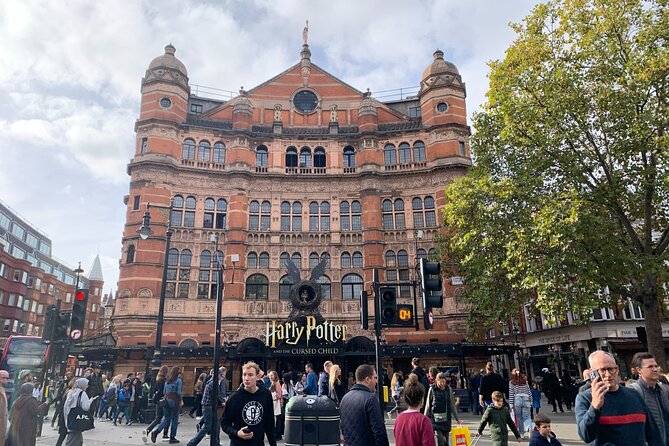 Private Guided Tour of Harry Potter Locations - English/ Italian - King’s Cross to Angel: walking route that turns London into a story map
